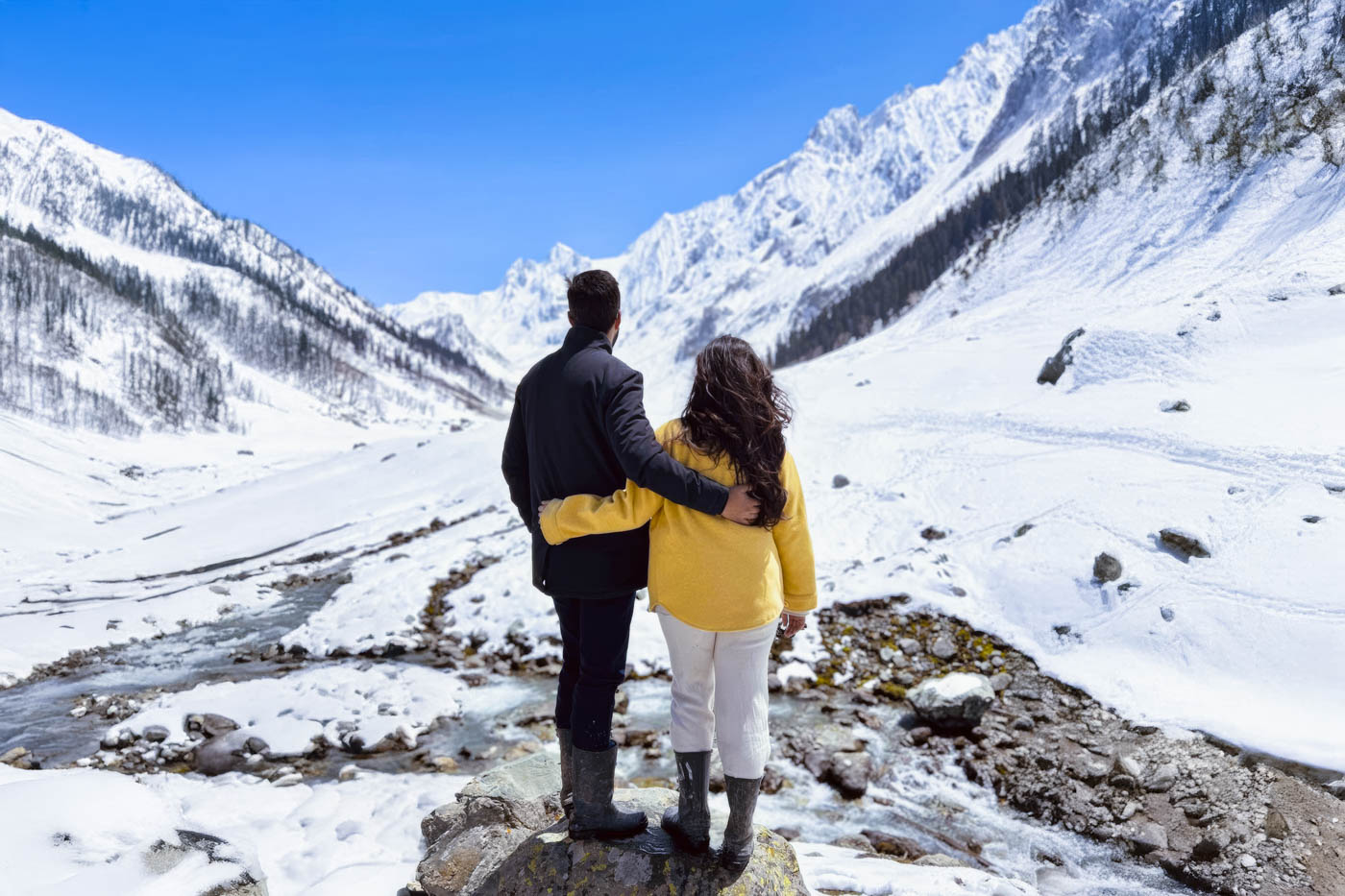 Kashmir Love Escape